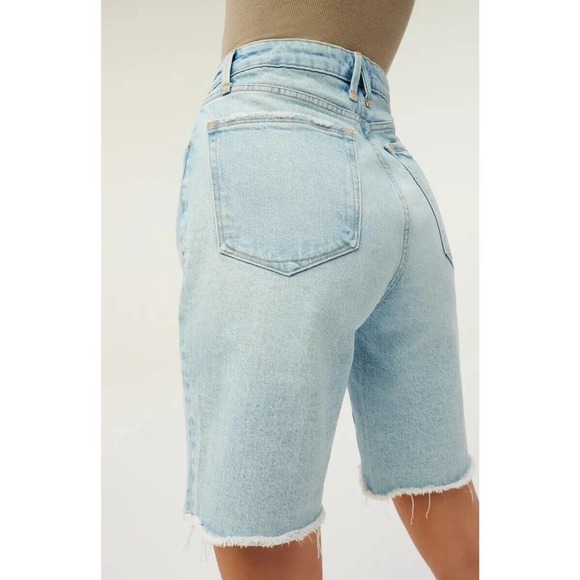 NWT Good American ‘90S Bermuda Distressed Denim Jean Shorts Women's Size 2 26 - Picture 9 of 10